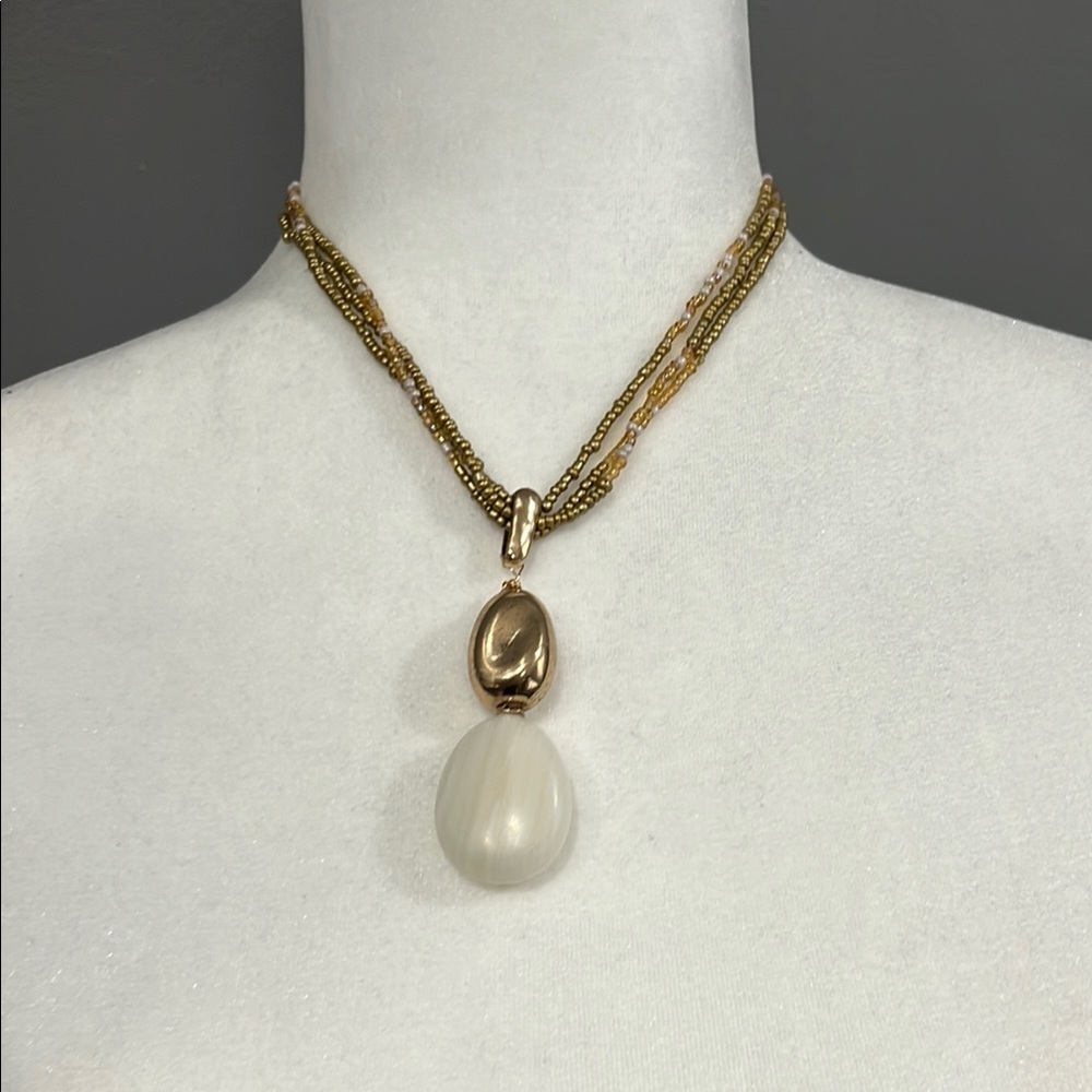 Style and Co Stone and Seed Bead Pendant Necklace 17” + 3” extender